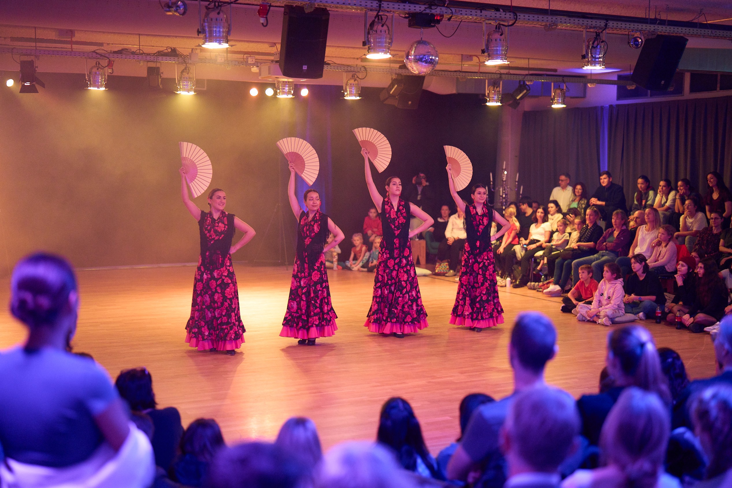 Tanztag2022_Showcase Flamenco.jpg
